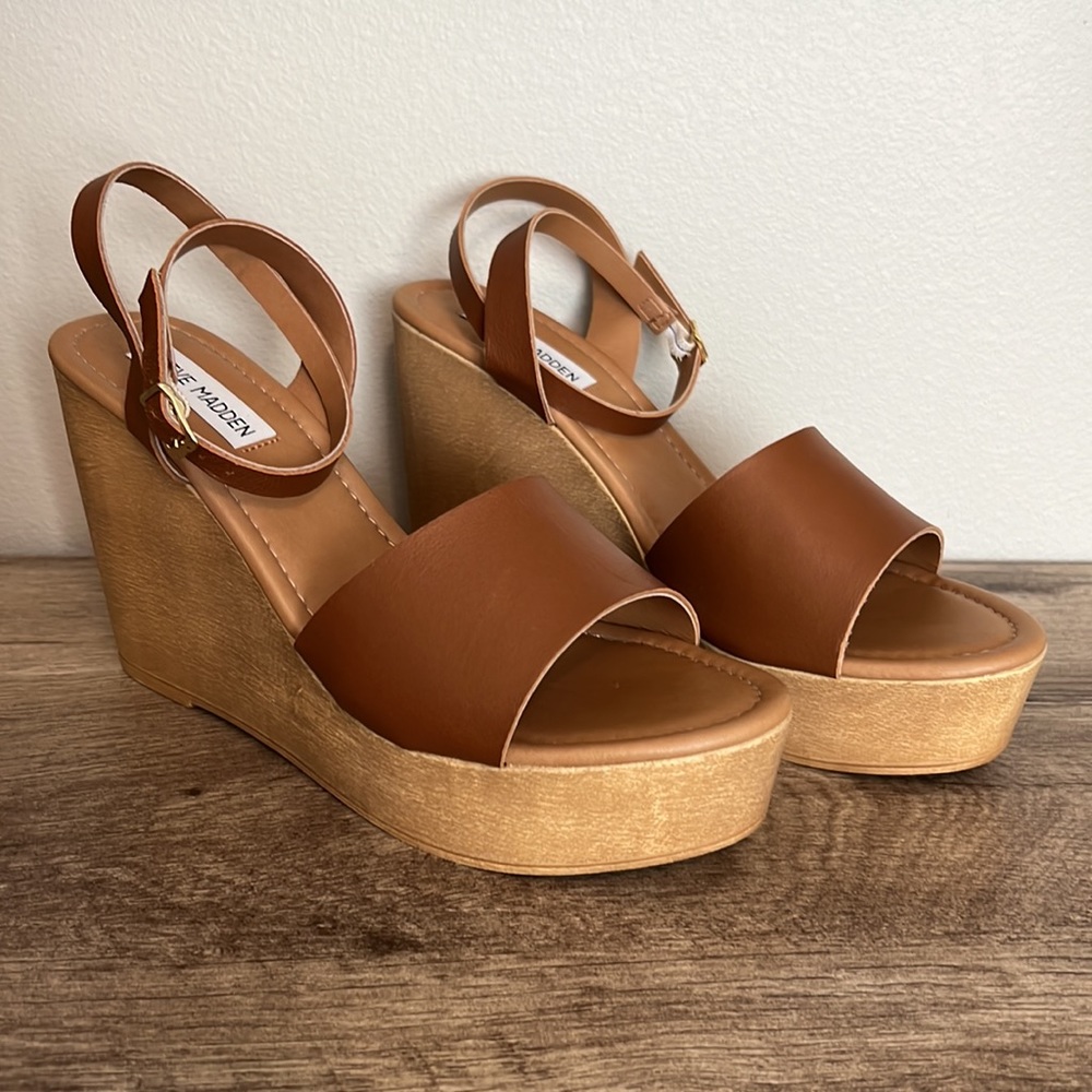 Steve Madden Wedge Strappy Sandals